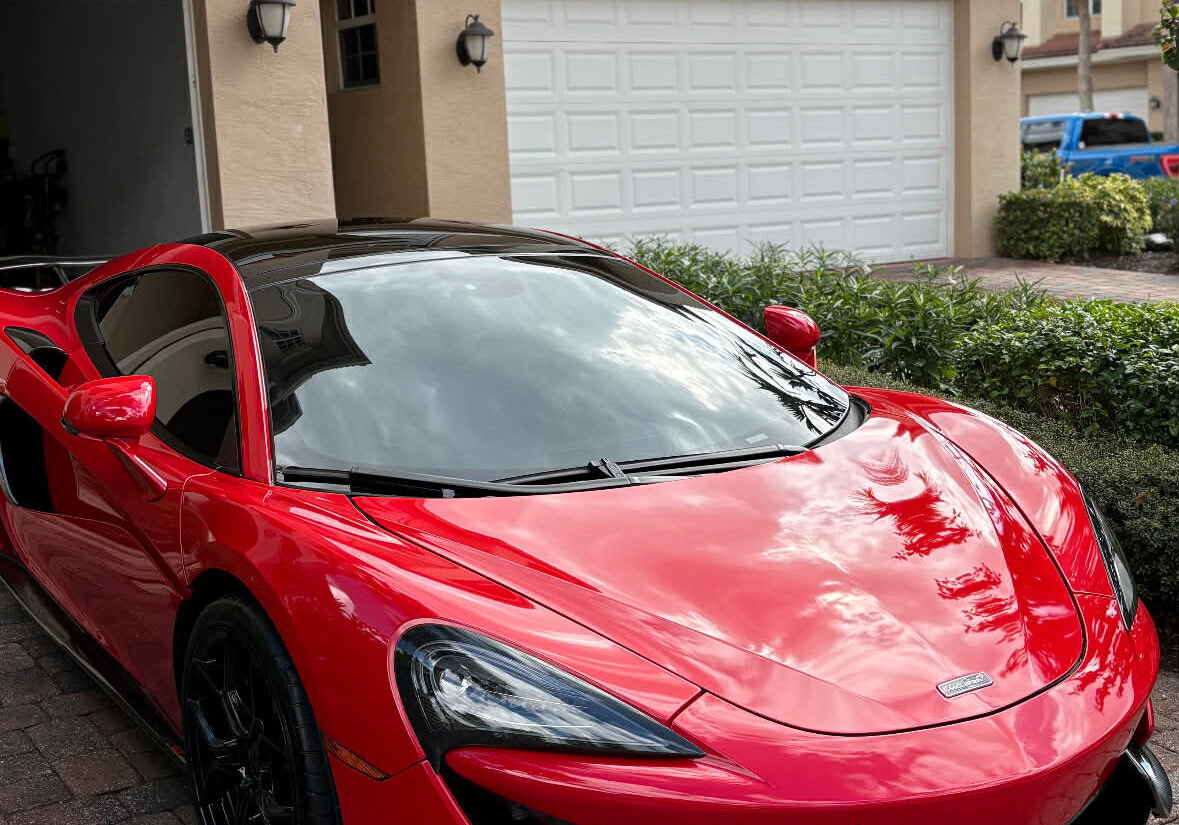 Full detail service in Palm Beach Gardens, FL